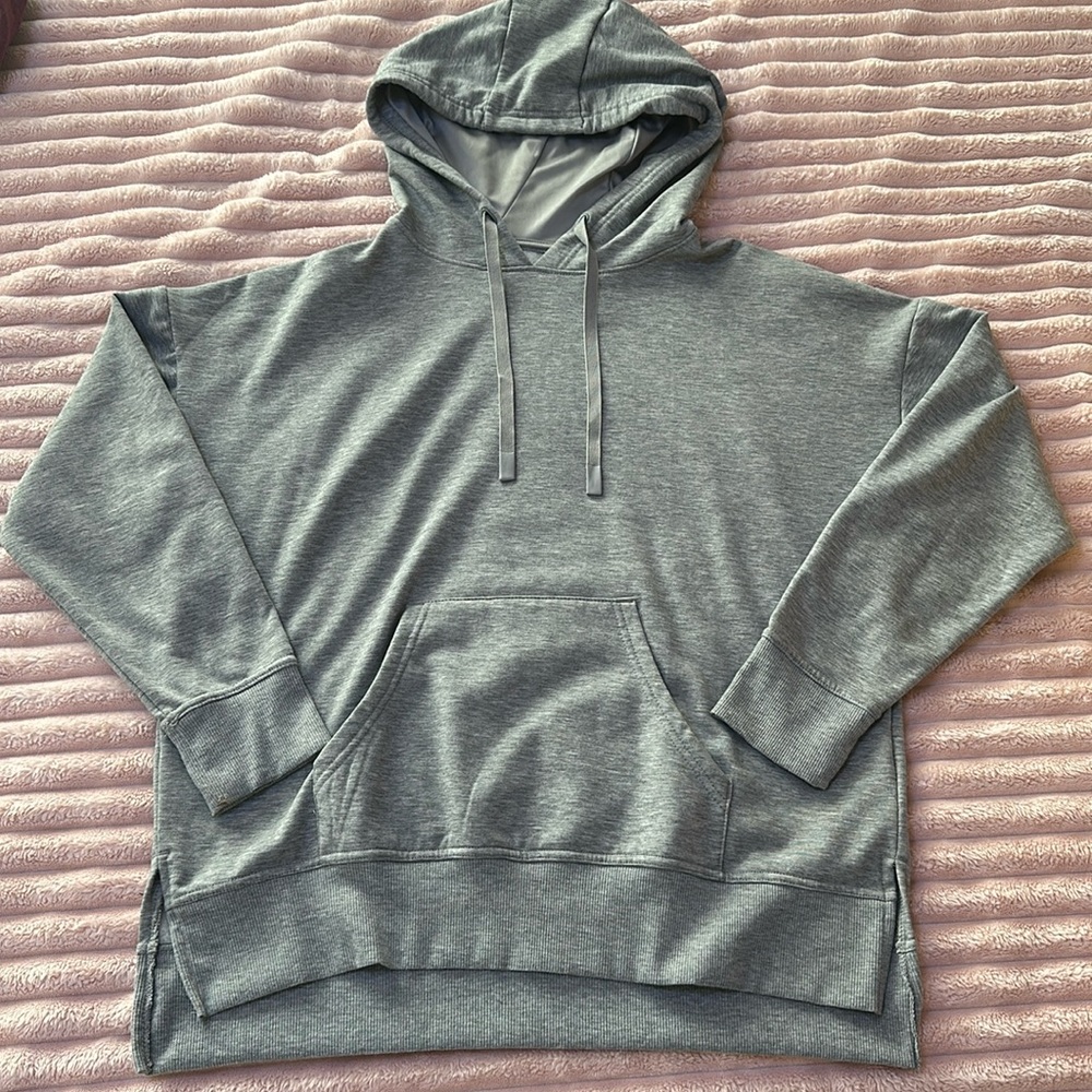 Grey hoodie, great condition, brand new